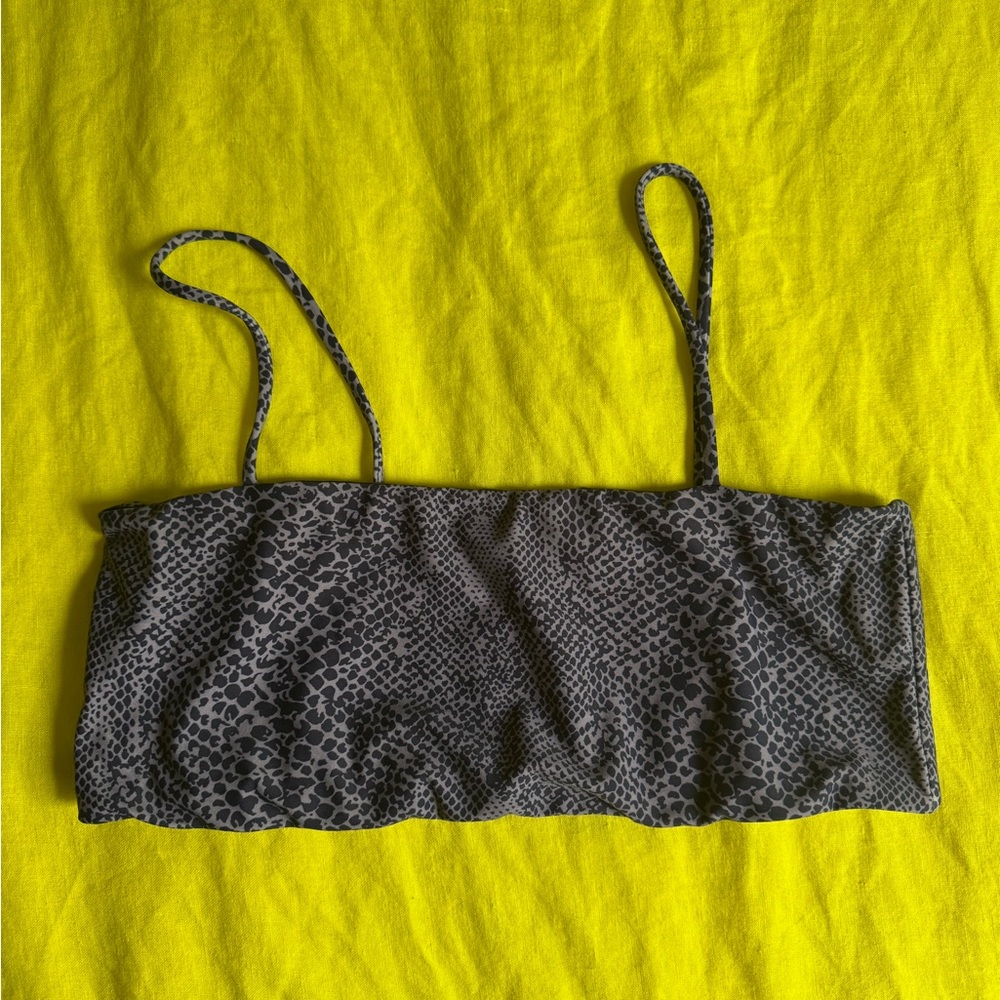 Acacia Snake Print top